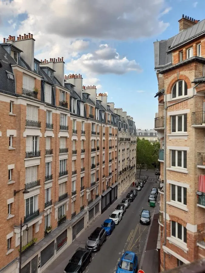 Un Appartement Parisien Atypique - An Atypical Parisian Appartment Francia